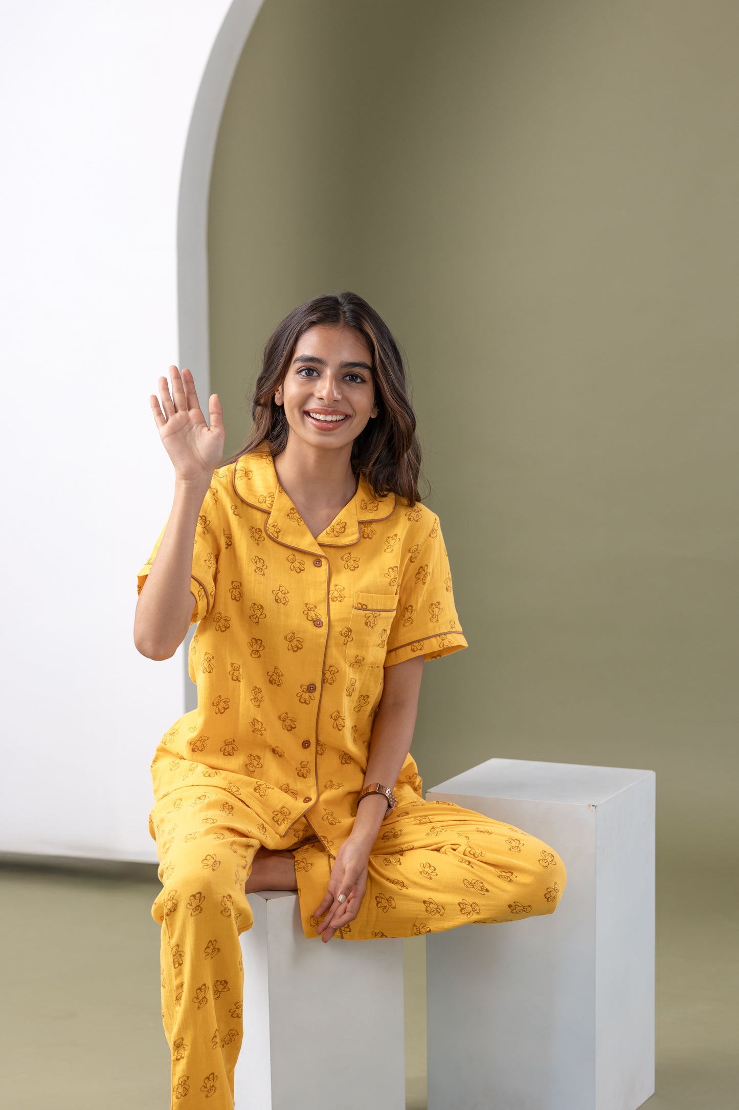 YELLOW TEDDY MUSLIN PYJAMAS