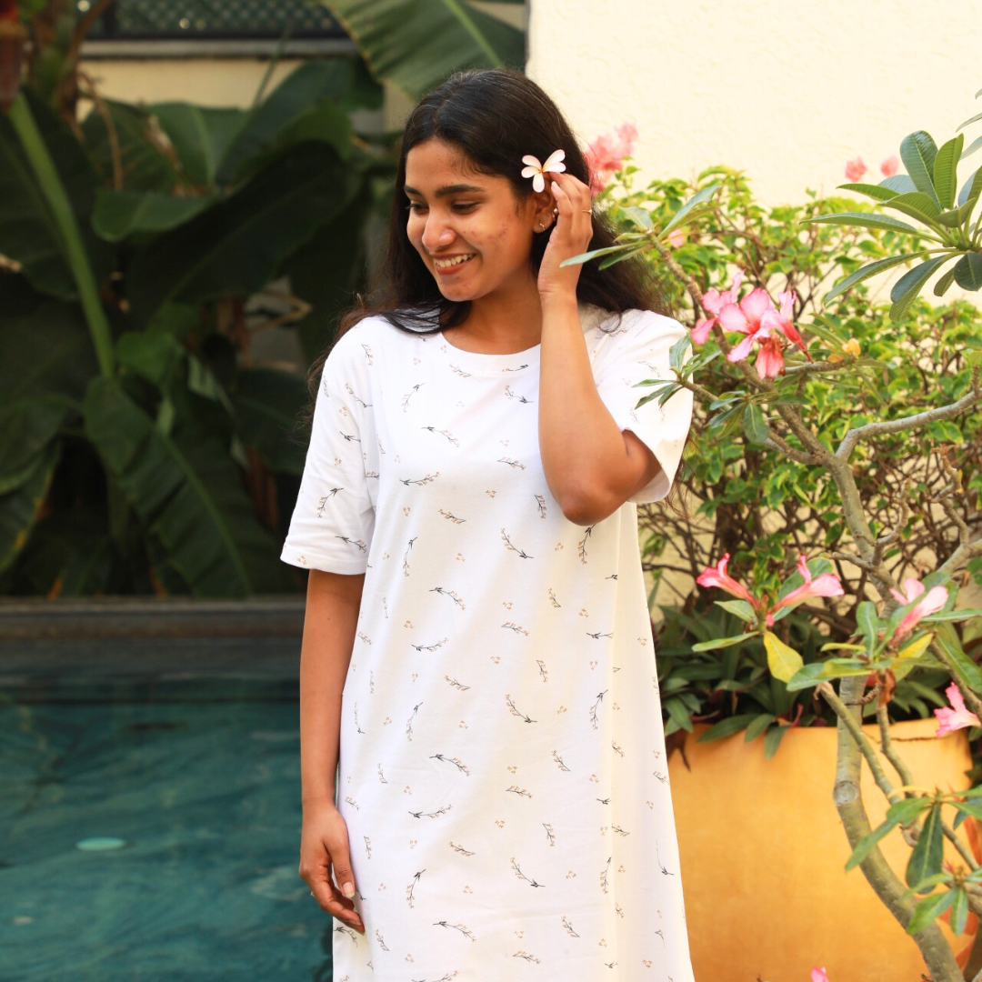 Saffron Bloom Midi Sleep Tee