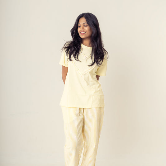 Sunbeam Yellow Heart Tee Jamas